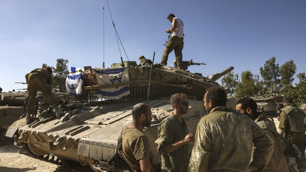 war-on-gaza:-israeli-tank-‘fired-at-building-housing-israelis-on-7-october’
