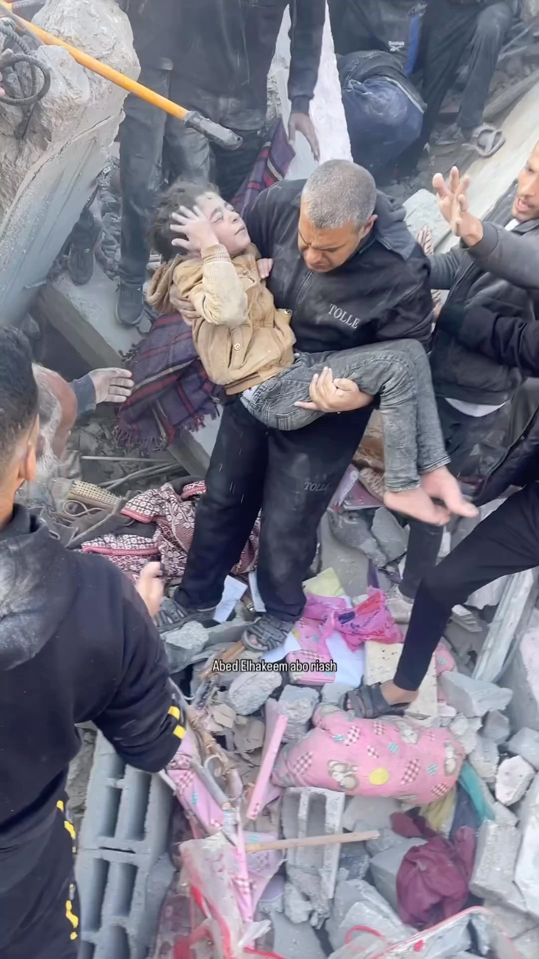 a-child-is-rescued-after-spending-5-hours-under-the-rubble-of-a-destroyed-home-in-gaza-strip.-via-@abdalhkem-abu-riash-
…