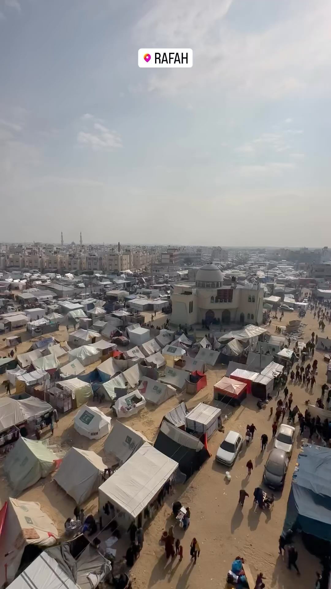 the-camps-of-displaced-palestinians-in-rafah-city-3112.23-via-@ahmedhijazee-

مخيمات-النازحين-قي-رفح