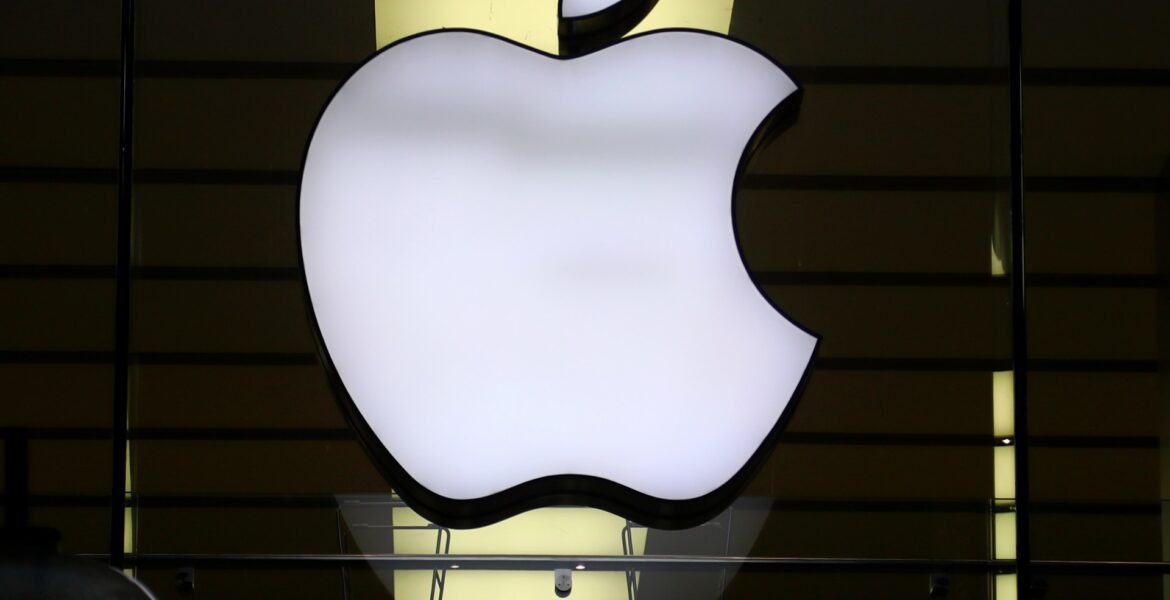 us-doj-announces-antitrust-lawsuit-against-tech-giant-apple