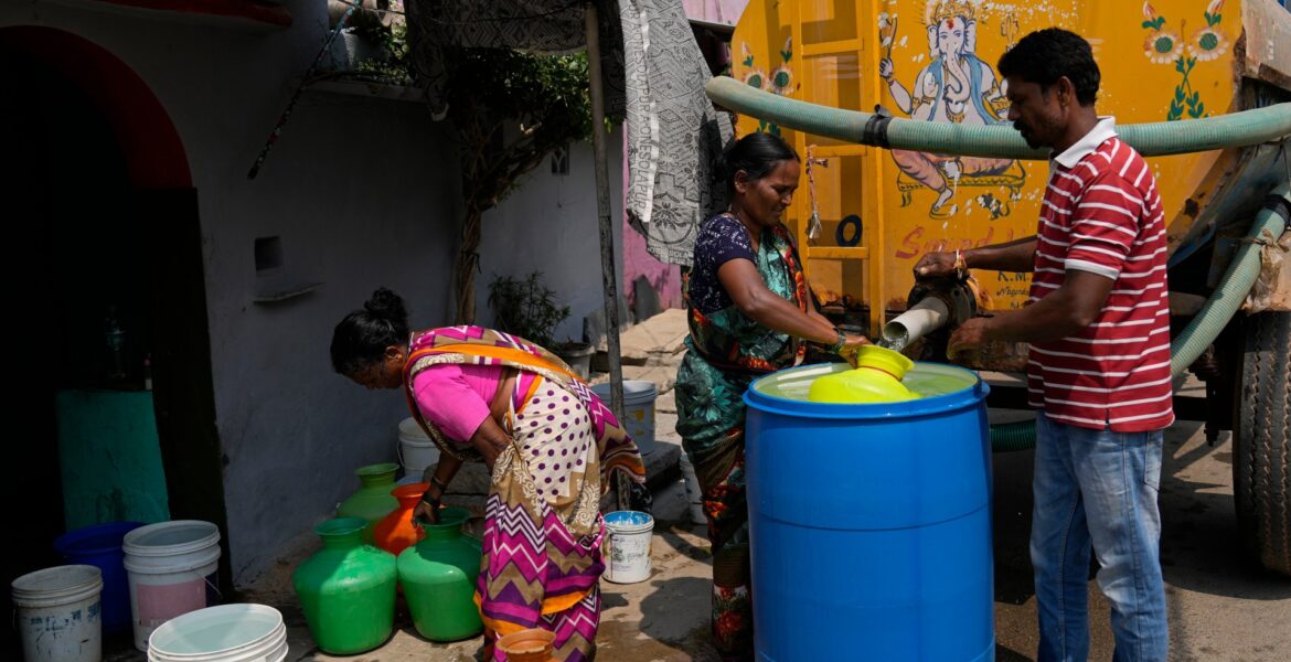 india’s-bengaluru-fast-running-out-of-water-–-and-it’s-not-summer-yet
