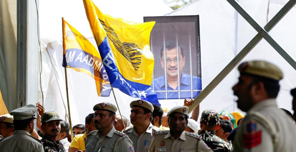 key-india-opposition-leader-sent-to-jail-until-april-15-in-corruption-case