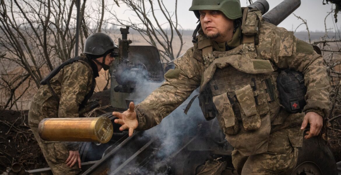 russia-scales-up-its-attacks-as-ukraine-warns-of-urgent-need-for-weapons