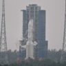 china-launches-chang’e-6-probe-to-study-dark-side-of-the-moon