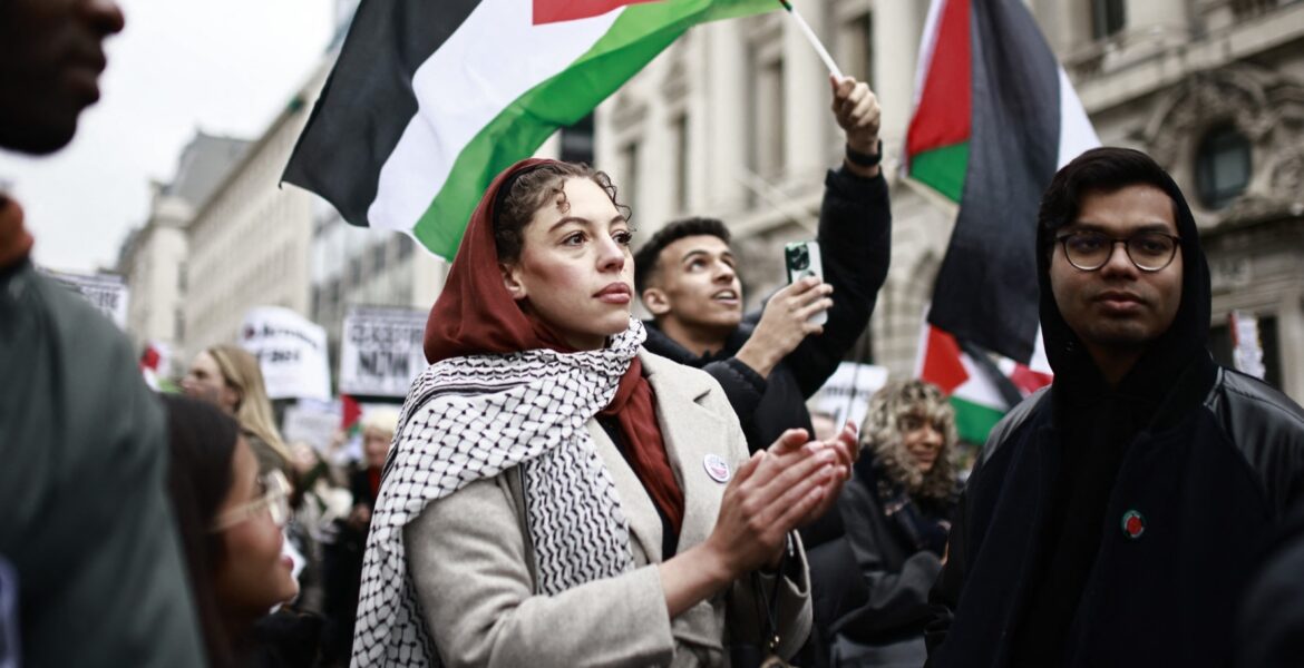 uk-labour-says-party-needs-to-rebuild-trust-with-muslims-after-gaza-backlash