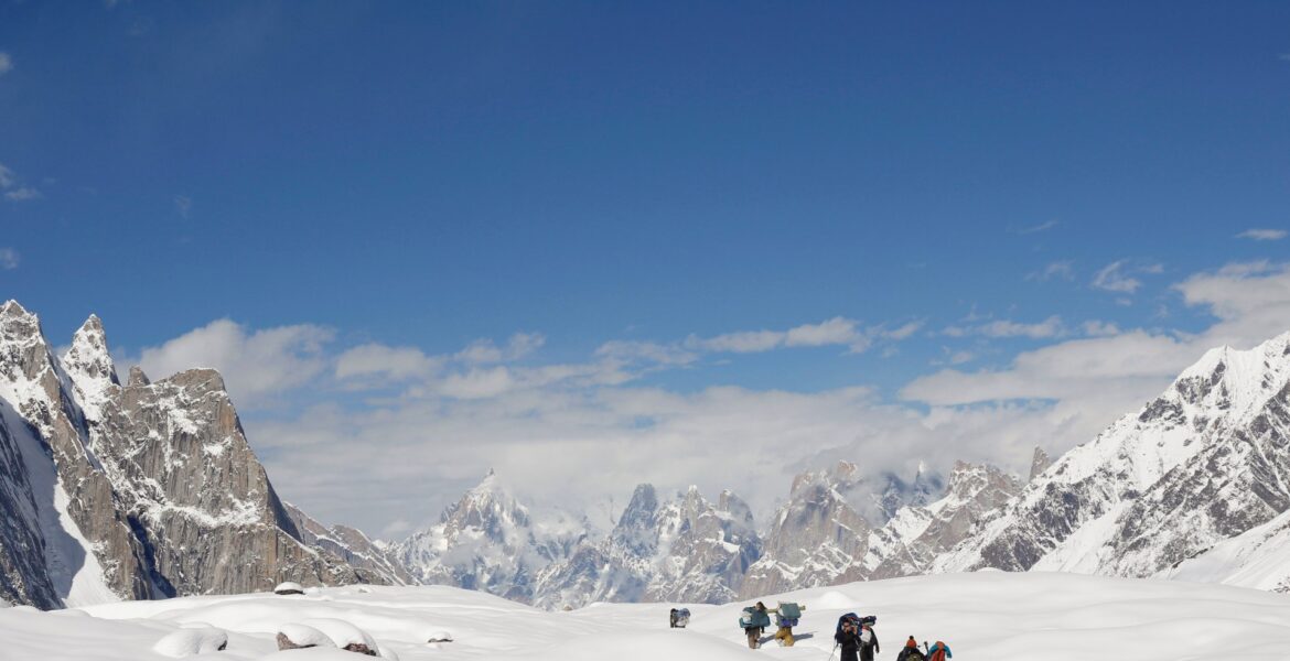guardians-of-the-glaciers-–-life-alongside-pakistan’s-vanishing-ice