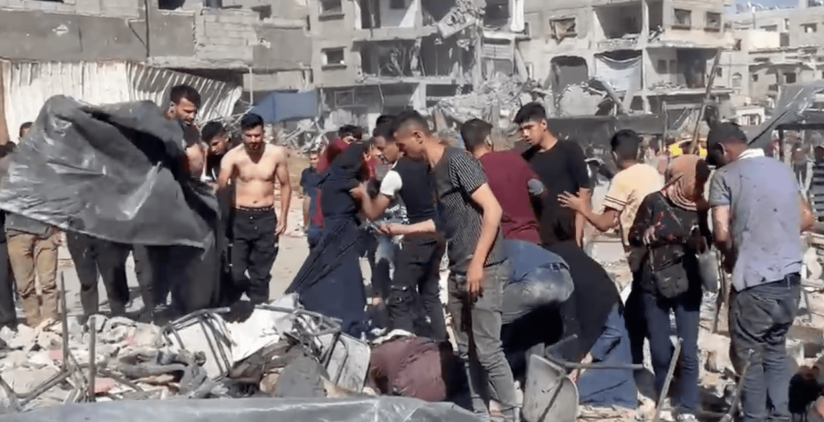 gaza-city-attack-injures-dozens