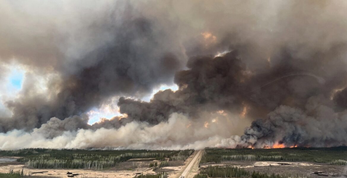 canada-wildfires-spur-evacuation-orders,-warnings:-what-you-need-to-know