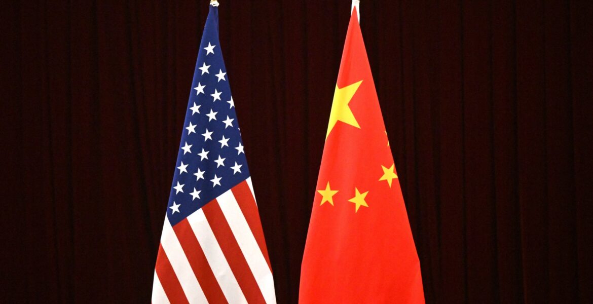 who-benefits-from-us-tariffs-on-chinese-imports?-experts-weigh-in