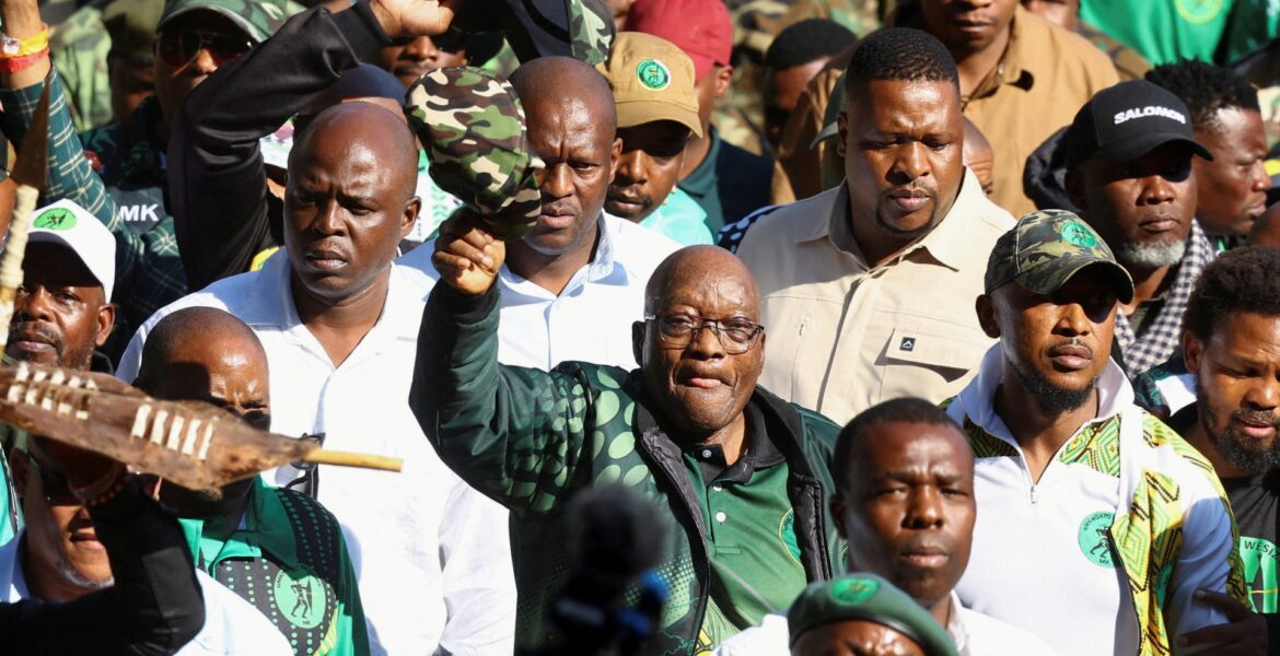south-african-court-rules-zuma-‘not-eligible’-to-run-for-parliament
