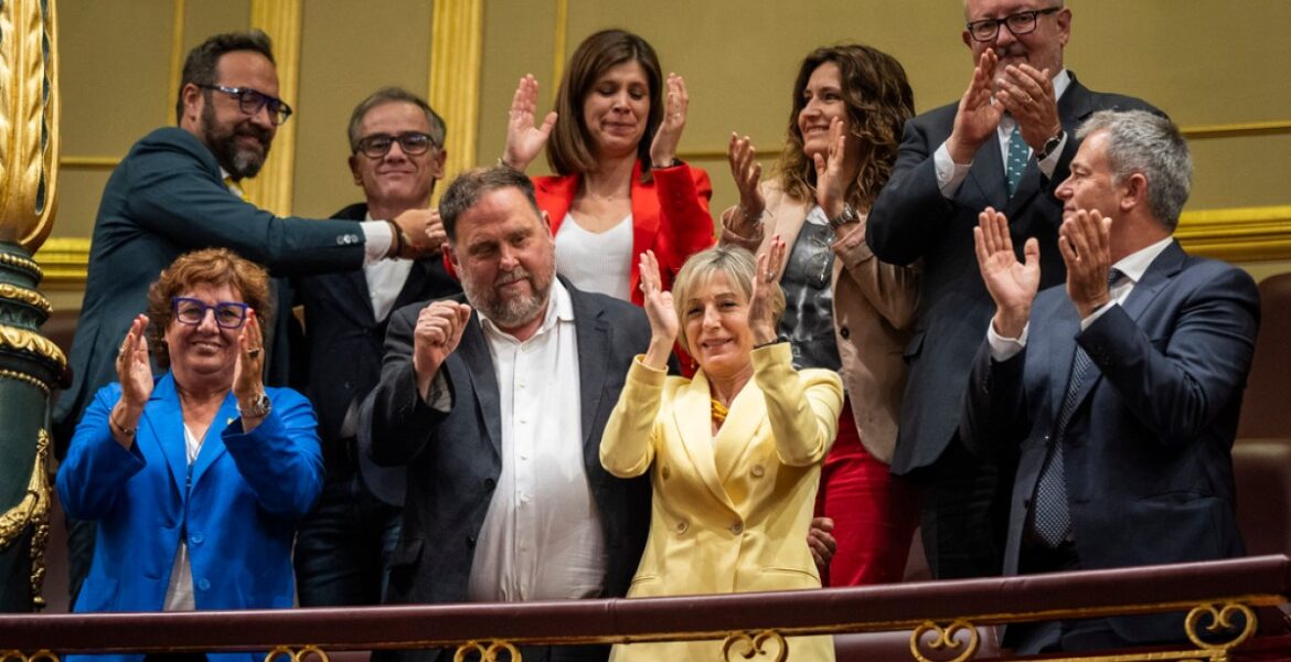 spain-passes-bill-granting-amnesty-to-catalan-secessionists