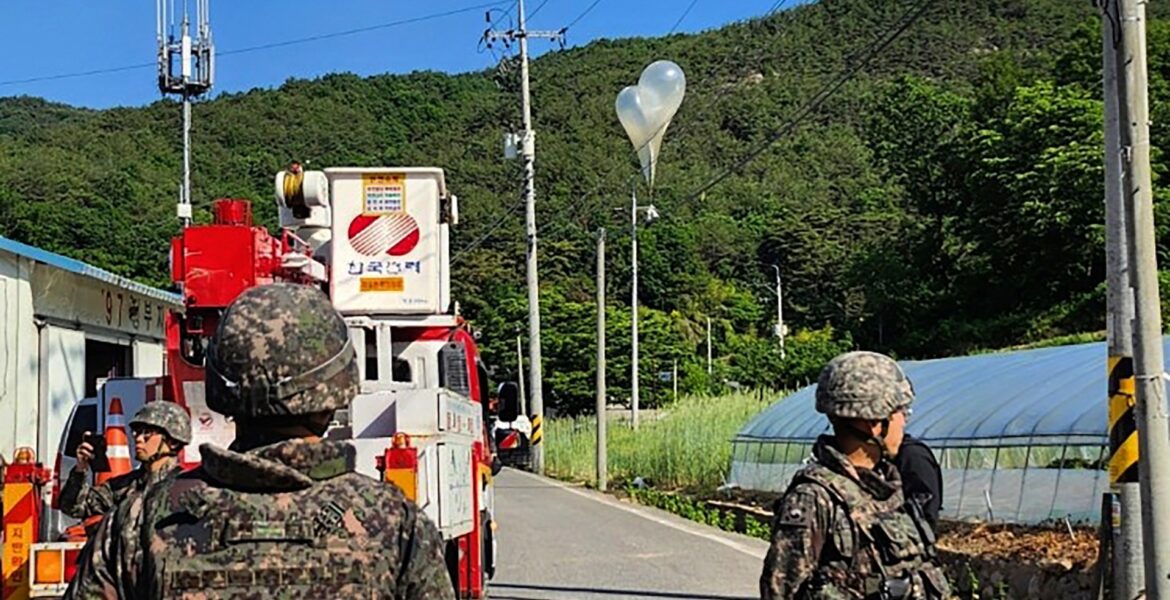 north-korea-says-it-will-stop-floating-trash-balloons-into-south-korea