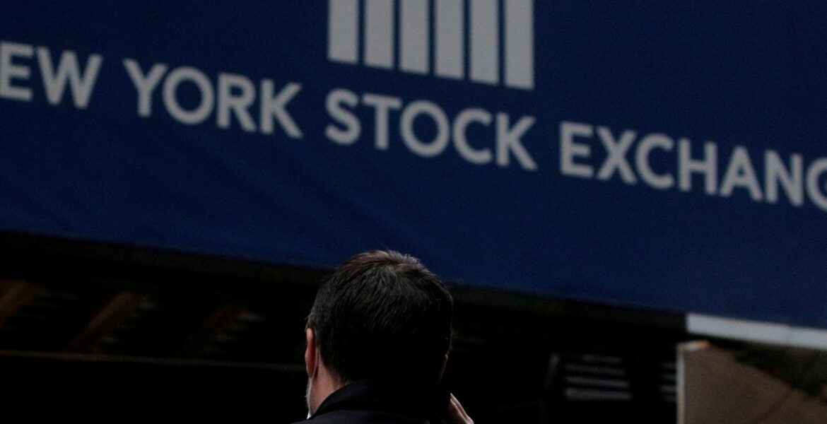 nyse-glitch-sparks-volatility-in-berkshire-hathaway-and-dozens-of-stocks