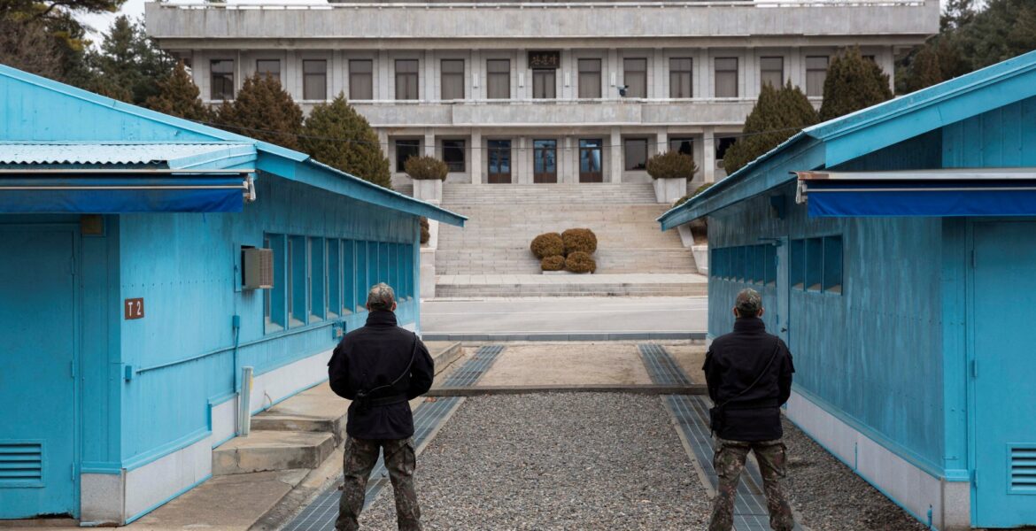 s-korea-says-it-fired-warning-shots-after-n-korean-soldiers-crossed-border