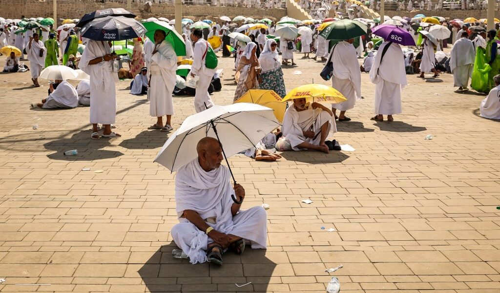 saudi-arabia-says-1,301-hajj-deaths-in-extreme-heat,-mostly-unregistered-pilgrims