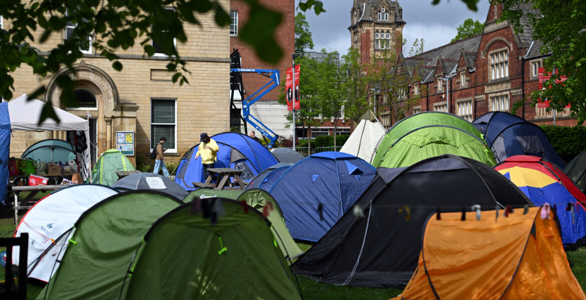 gaza-encampments:-as-university-terms-end,-uk-students-take-on-other-forms-of-activism