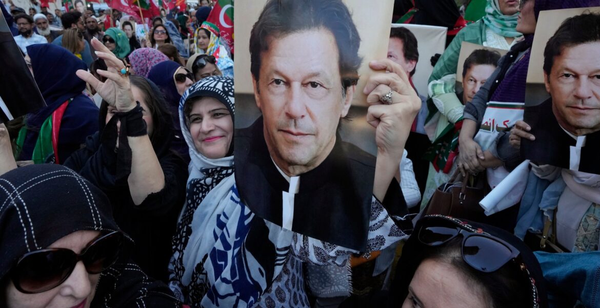 ex-pakistan-pm-imran-khan-arbitrarily-detained,-says-un-working-group