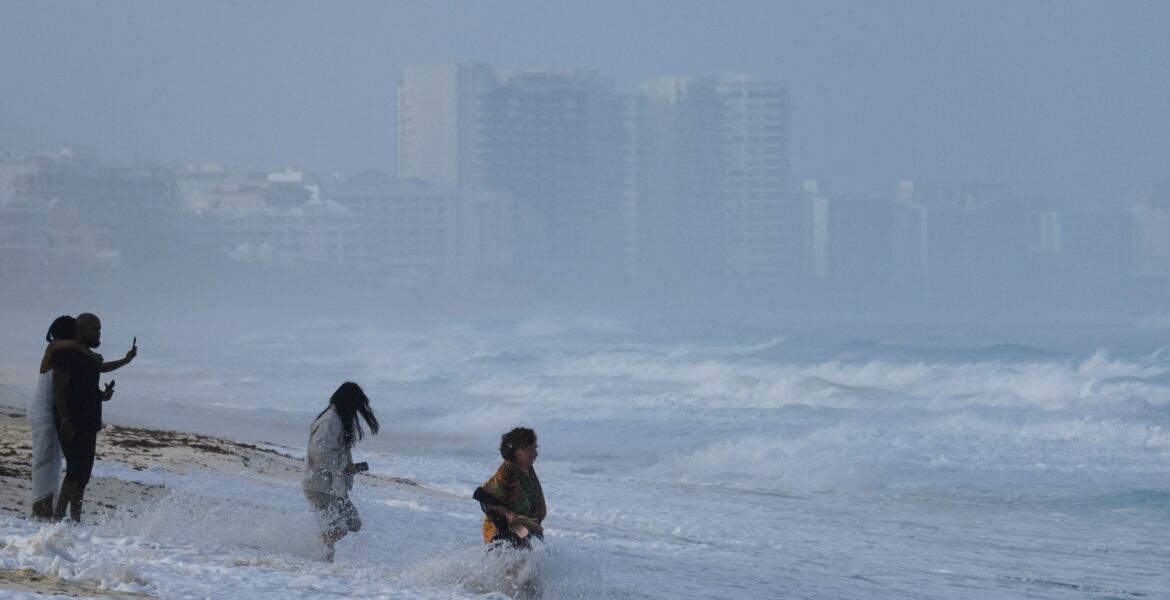 hurricane-beryl-makes-landfall-in-mexico-after-11-killed-across-caribbean